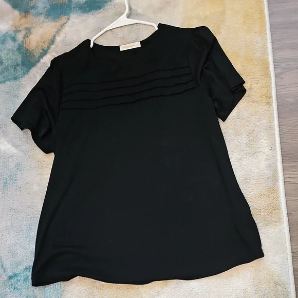 Women's Short Sleeve Blouse - Picture 1 of 5